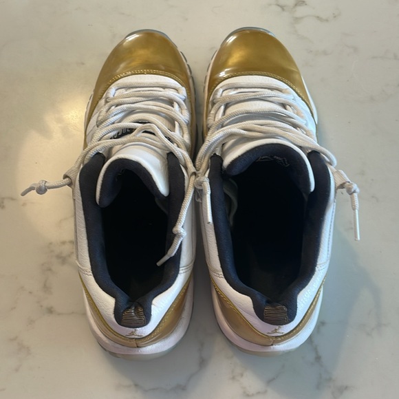 Nike Air Jordan 11 Retro Low Closing Ceremony - Picture 4 of 10